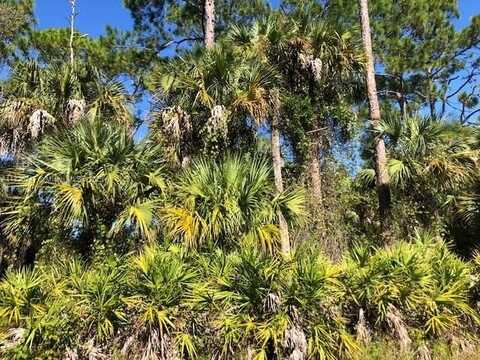 5005 SPINNAKER RD, Labelle, FL 33935