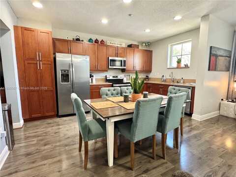 1332 SW 2nd Ct, Fort Lauderdale, FL 33312