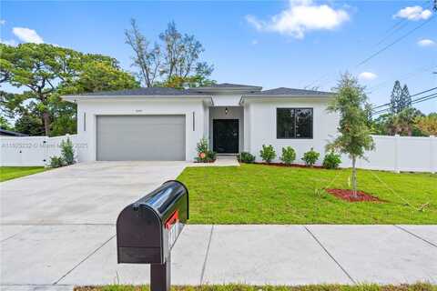 2101 NW 27th St, Oakland Park, FL 33311