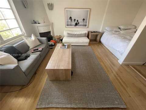 750 Espanola Way, Miami Beach, FL 33139