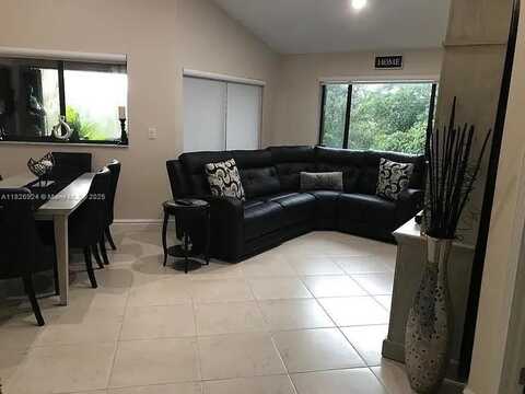 15405 N Miami Lakeway N, Miami Lakes, FL 33014