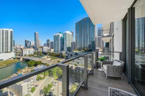 88 SW 7th St, Miami, FL 33130