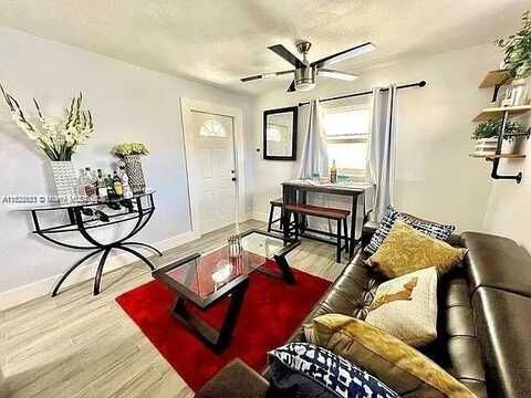 2425 SW 26th Terr, Miami, FL 33133