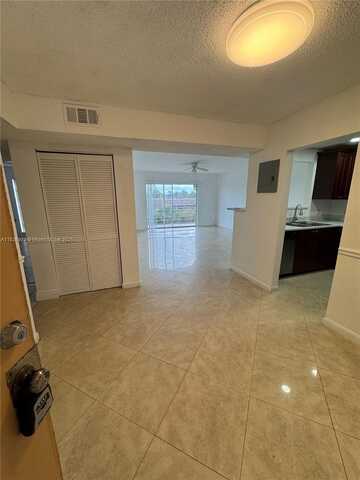 4848 NW 24th Ct, Lauderdale Lakes, FL 33313