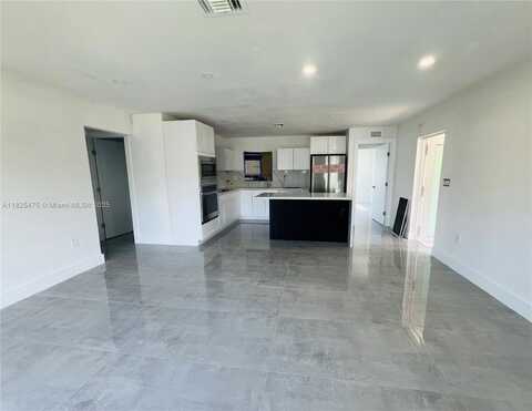 912 NE 2nd Ct, Hallandale Beach, FL 33009