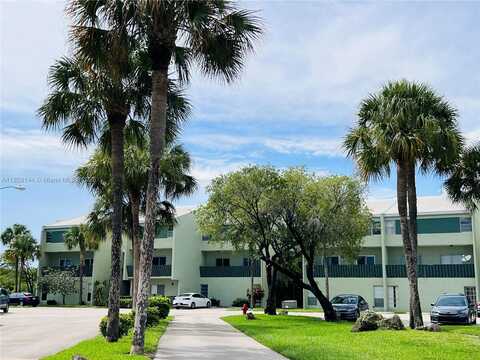 8917 NW 28th Dr, Coral Springs, FL 33065