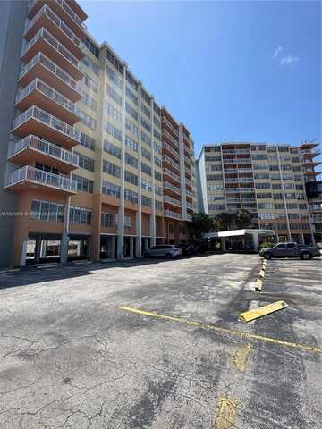 2025 NE 164th St, North Miami Beach, FL 33162