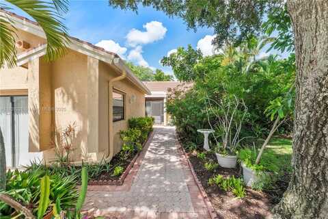 23257 Boca Club Colony Cir, Boca Raton, FL 33433