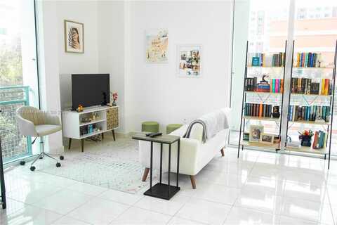350 NE 24th St, Miami, FL 33137