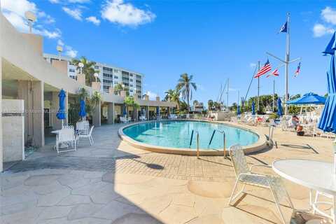 2731 NE 14th St Cswy, Pompano Beach, FL 33062