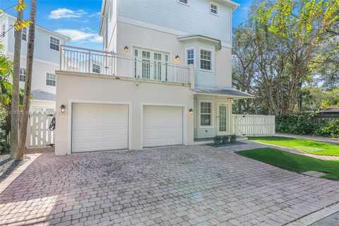 1111 Waverly Rd, Fort Lauderdale, FL 33312