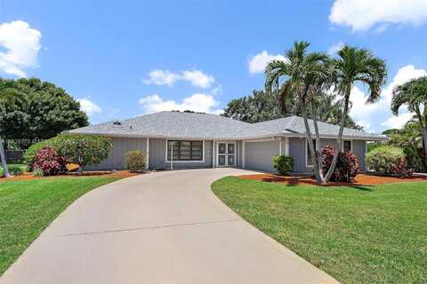 2016 SE Morningside Blvd, Port Saint Lucie, FL 34952