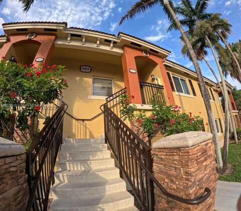 985 NE 34th Ave, Homestead, FL 33033
