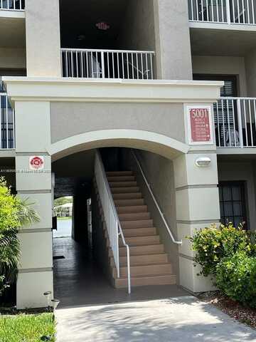 5001 Wiles Rd, Coconut Creek, FL 33073