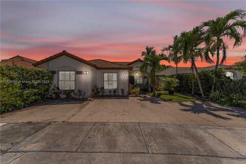 12350 NW 7th Trl, Miami, FL 33182