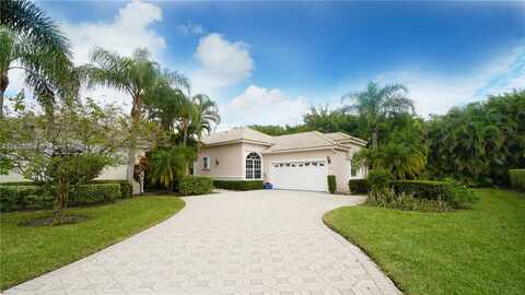 9025 Long Lake Palm Dr, Boca Raton, FL 33496