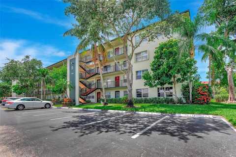 13355 SW 9th Ct, Pembroke Pines, FL 33027