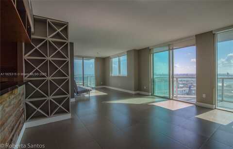 244 Biscayne Blvd, Miami, FL 33132