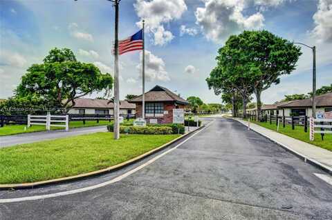4764 Greentree Cres, Boynton Beach, FL 33436