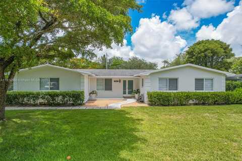 17460 SW 85th Ave, Palmetto Bay, FL 33157