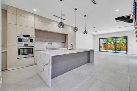23 SE 12th Ave, Fort Lauderdale, FL 33301