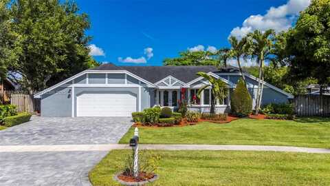 15904 W Wind Cir, Sunrise, FL 33326