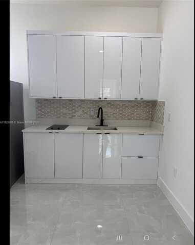 2807 LEELAND HEIGHTS BLVD, Lehigh Acres, FL 33993