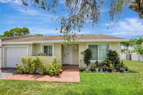 453 Lakewood Cir, Margate, FL 33063