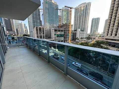 200 Biscayne Boulevard Way, Miami, FL 33131
