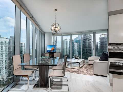 92 SW 3rd St, Miami, FL 33130