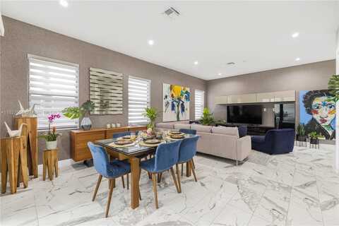 8234 NW 46th Ter, Doral, FL 33166
