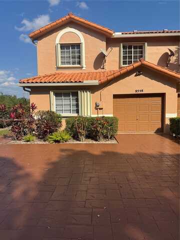 8598 Lychee Dr, Tamarac, FL 33321