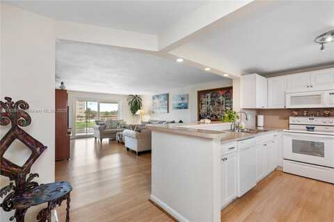 431 SE 3rd St, Dania Beach, FL 33004