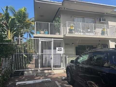 921 Meridian Ave, Miami Beach, FL 33139