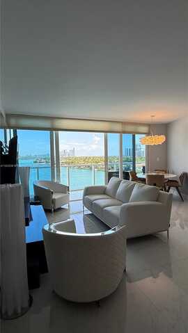 9821 E Bay Harbor Dr, Bay Harbor Islands, FL 33154