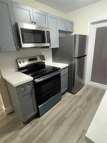1747 Rodman St, Hollywood, FL 33020