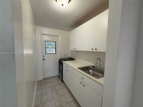 1035 SW 4th St, Miami, FL 33130