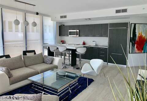 55 SW 9th St, Miami, FL 33130
