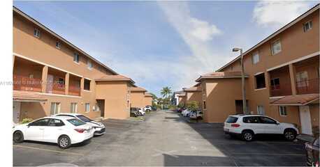 8183 NW 8th St, Miami, FL 33126