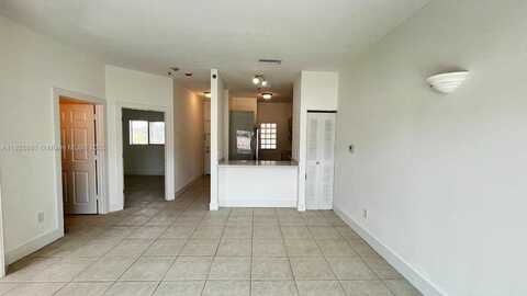 695 SW 11th St, Miami, FL 33129