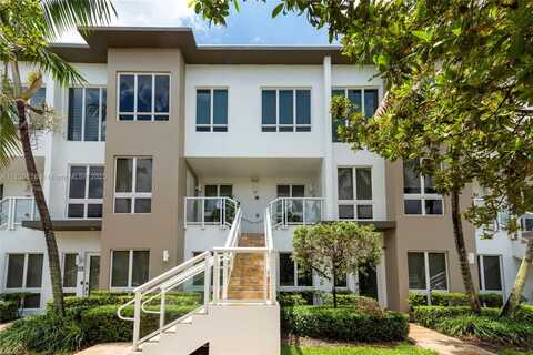 10260 NW 63rd Ter, Doral, FL 33178