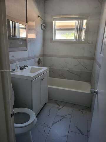 1352 NE 116th St, Miami, FL 33161