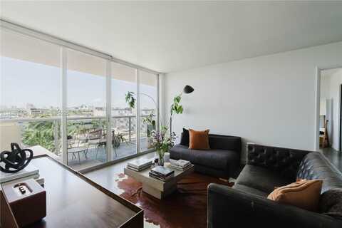 1900 Sunset Harbour Dr, Miami Beach, FL 33139