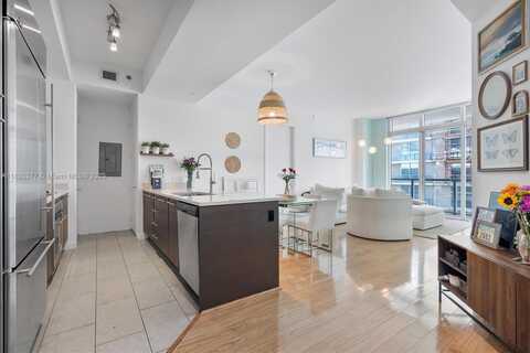 55 SE 6th St, Miami, FL 33131