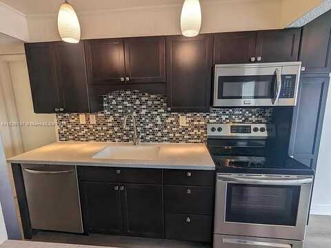 9331 SW 4th St, Miami, FL 33174