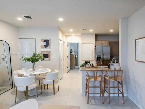 628 NE 2nd St, Dania Beach, FL 33004