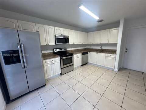 7375 NW 173rd Dr, Hialeah, FL 33015