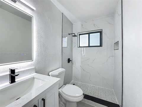 10861 SW 222nd St, Miami, FL 33170