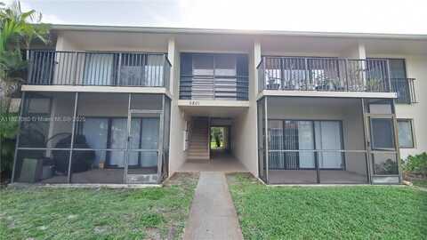 5801 Washington St, Hollywood, FL 33023