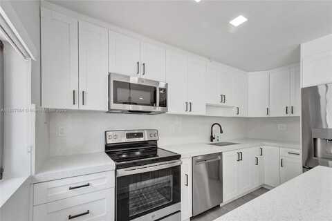 7751 SW 102nd Pl, Miami, FL 33173